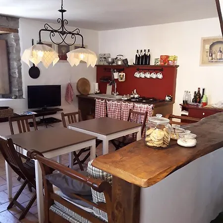 ベッド・アンド・ブレックファスト Boscoverde ピエヴェペーラゴ